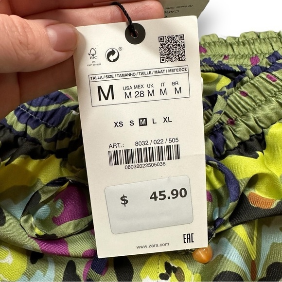 Zara Satin Effect Printed Shorts Size Medium New Green Floral Pattern - Picture 9 of 11